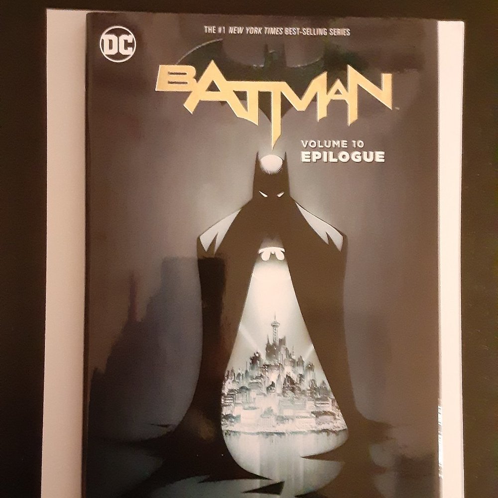 BATMAN VOLUME 10 EPILOGUE FIRST PRINT HARDCOVER